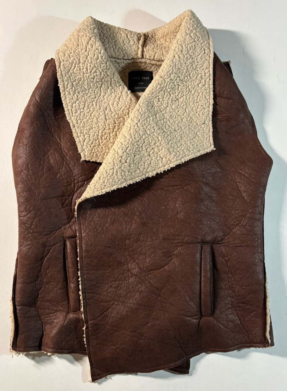 Love Tree Women’s Sz Large Faux Shearling Cream Sherpa Open Front Vest Brown